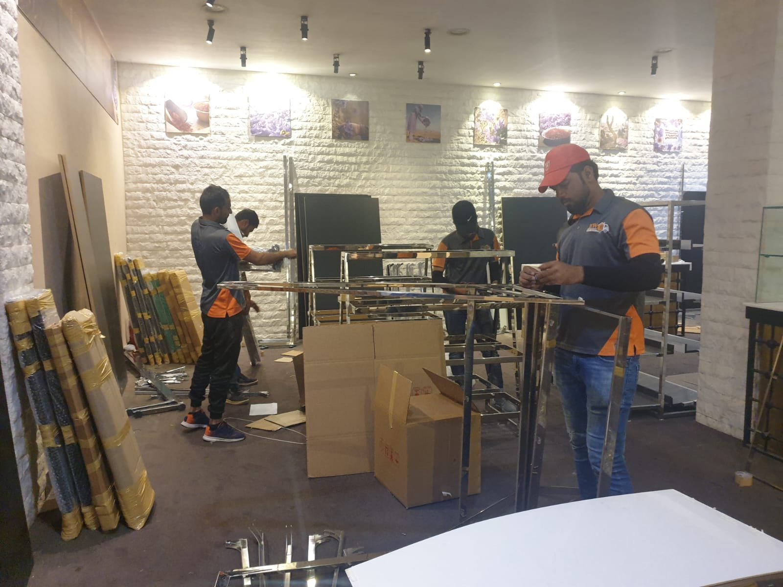 Office Movers in Dubai – Professional & Affordab